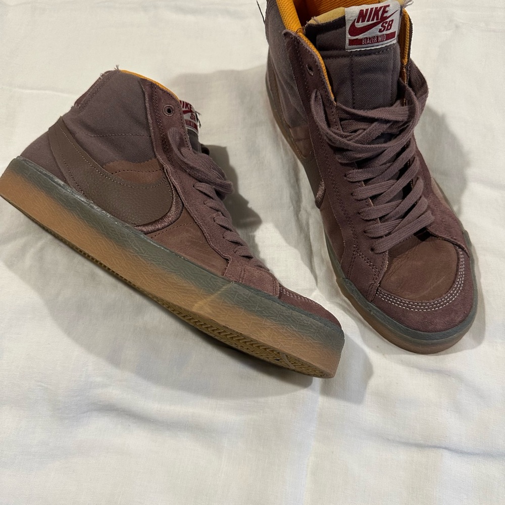 Nike SB High-Top Sneakers - Brown - Picture 4 of 11